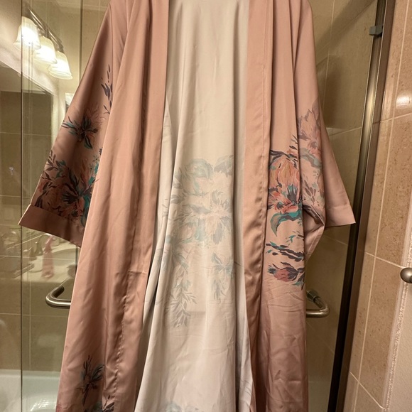 Kimono Robe - Picture 4 of 5